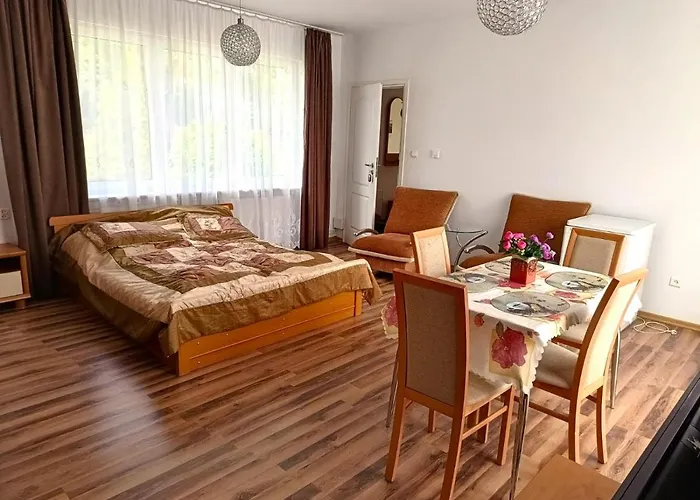 Lawendowe I W Pobierowie 假日公园